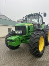 трактор колесный John Deere 7530